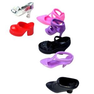 Single Miss-matched Barbie Shoes"Do you Have My Mate?"  Combine & Save